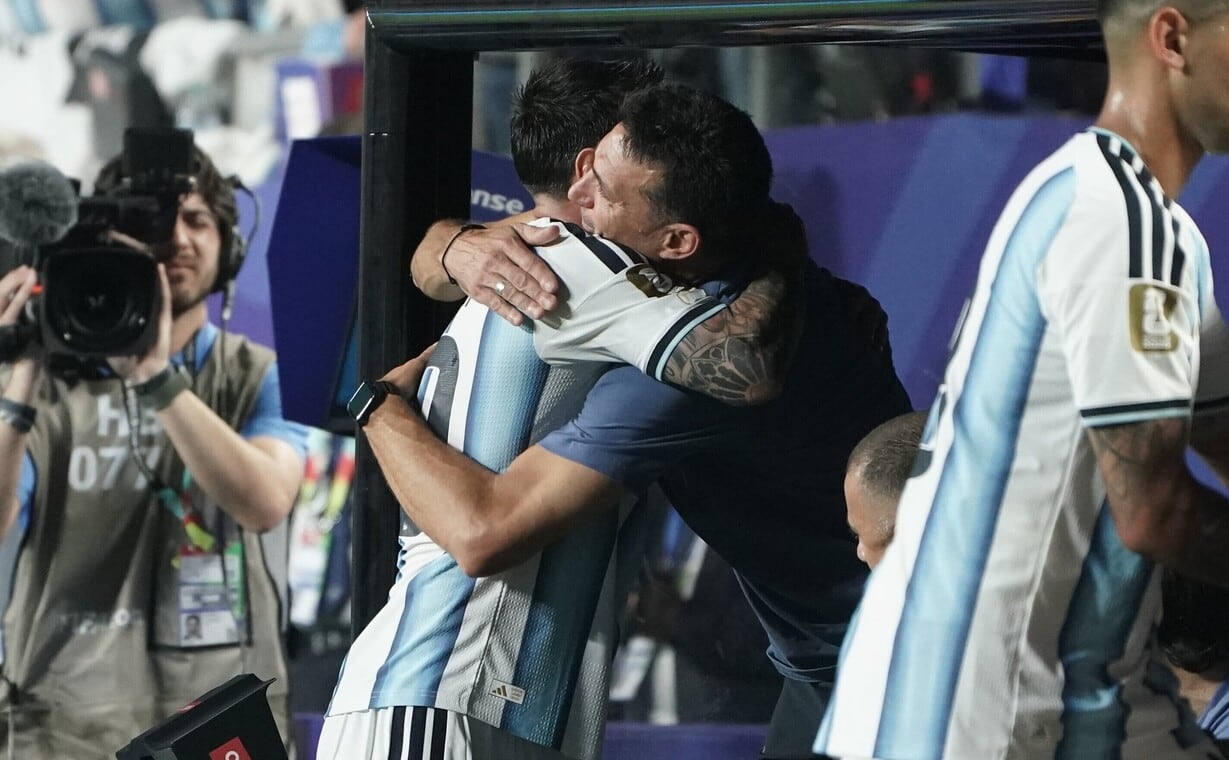 Lionel Scaloni se rinde ante la noche soñada de Messi en el Mundial: "Será el mejor de la historia por siempre"