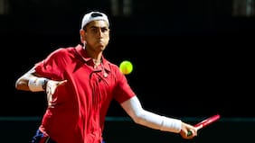 Chile queda 2-0 arriba sobre Serbia en Copa Davis: Alejandro Tabilo suda más de la cuenta para superar al 462º del mundo