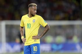 Diario inglés cuestiona a Carlo Ancelotti por incluir a Neymar en la nómina de Brasil: “Lo hace para tener a un Messi”