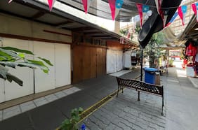 El ocaso de la feria de artesanos de Santa Lucía