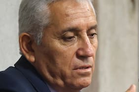 Tribunal condena a exjefe de la PDI Héctor Espinosa a 17 años de cárcel y al pago de 146 millones de pesos