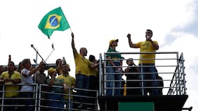 Brasil entra en su hora más incierta: ventaja que se reduce, escándalo judicial e irrupción de un tercer candidato