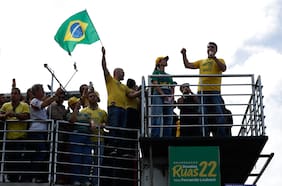 Brasil entra en su hora más incierta: ventaja que se reduce, escándalo judicial e irrupción de un tercer candidato