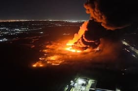 Explosión en sector industrial de Buenos Aires desata gran incendio: hay al menos 20 heridos