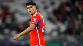 Otra oportunidad para Damián Pizarro: el delantero jugará en Racing y agranda la legión chilena en Argentina