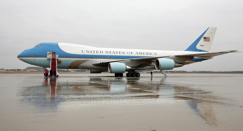How the President of the United States' Air Force One, The Beast, and Marine One Work