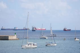 Interceptación israelí de flotilla humanitaria a Gaza genera protestas mundiales