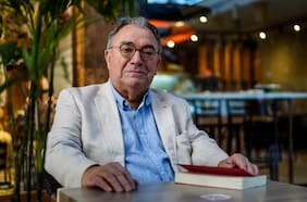 Patricio Cueto Román, ex militante: “El PC no ha renunciado a la violencia, acomoda su discurso para no causar rechazo”