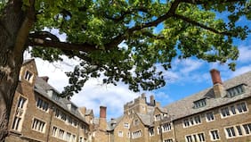 EEUU: Universidad de Cornell anuncia revisión independiente por denuncia de violación grupal contra exalumna