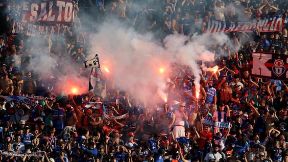 Tras amenazas de la barra: autoridades le exigen más medidas de seguridad a la U para su debut ante Audax en el Nacional