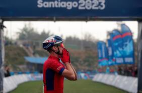 Sensaciones encontradas: Vidaurre llora después de perder el oro en el cross country