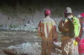 Logran ubicar a tres víctimas fatales tras volcamiento de camioneta cuando intentaba cruzar el Tinguiririca