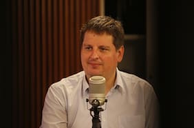 Secretario general del FA advierte al gobierno: “Si no dialogan, no conversan, como hasta ahora, van a tener conflictividad”