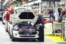 El desempleo en Reino Unido alcanza en abril su nivel más alto en 24 años