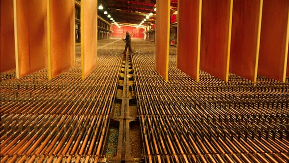 Exportaciones de cobre cae en agosto y llega a su menor nivel en un poco más de un año