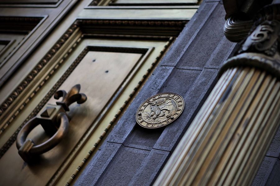 Operadores financieros recortan expectativas de inflación para septiembre, pero la elevan para el largo plazo