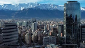 El sol es temporal: el abrupto cambio en el tiempo que dejará lluvia importante por 3 días en Santiago