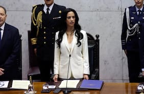 El rol articulador que asumió la presidenta del Senado con las FF.AA. y Arrau por agenda de seguridad en medio de ausencia de Barros