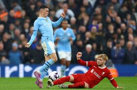 El Arsenal, el único vencedor: el Liverpool perdona al Manchester City en una intensa igualdad que enciende la Premier League
