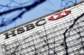Acciones de HSBC se desploman a su menor nivel en 25 años tras filtración sobre posibles movimientos de fondos ilícitos