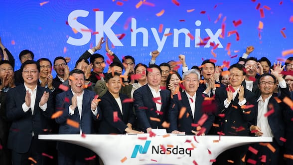 SK Hynix debuta en Wall Street con la mayor salida a bolsa de una firma extranjera en la historia de EE.UU.
