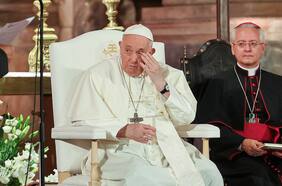 Papa Francisco recibe a 13 víctimas de abusos sexuales de miembros del clero en Portugal