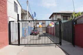 “Era una necesidad para vivir más tranquilos”: alcaldes ya trabajan con vecinos en el cierre de pasajes