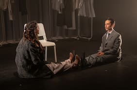 “NINA”: Llega a Teatro UC obra estrenada hace casi un siglo que aborda la reivindicación de la mujer