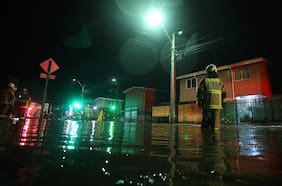 Sistema frontal en Chile, EN VIVO: sigue las lluvias, alertas de Senapred y cortes de luz este sábado