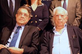 Vargas Llosa respalda a Sergio Ramírez: “Se ha salvado de milagro de estar en la cárcel”