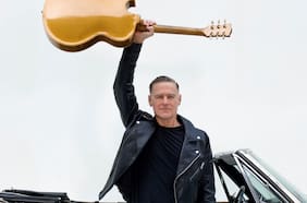 Bryan Adams vuelve a Chile con show en el Movistar Arena