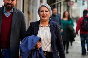 El primer y complejo test de la candidata Jara