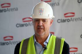 Juan Tagle rompe el silencio y habla del retraso en la inauguración del Claro Arena