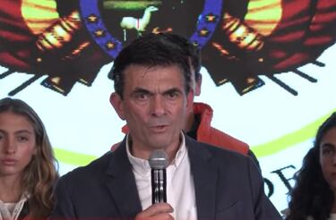 Presidente de Bolivia visita su antiguo barrio en Macul y recuerda su infancia en Chile durante el exilio familiar