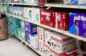 Los fabricantes de snacks y desodorantes se dirigen a los compradores, conscientes de los costos, con nuevas marcas y tamaños