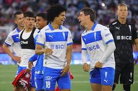 Sin compras y apostando a mantener la base: los detalles del método Buljubasich de la UC que remueve el mercado de fichajes