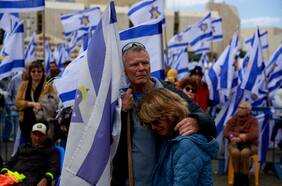 A dos años del ataque de Hamas: la espera sin fin de los familiares de rehenes israelíes