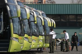 Pasajes de buses interurbanos subirán hasta un 30% por aumento del precio del combustible