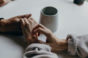 “Estoy felizmente casada, pero solo quiero dormir con otro hombre antes de morir”