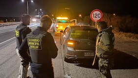 Familia sufre violento turbazo en Zapallar: tras persecución los objetos robados fueron recuperados en la RM