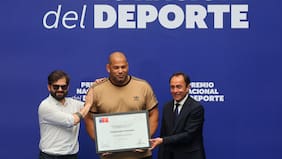 El emotivo gesto de Yasmani Acosta con Chile tras recibir el Premio Nacional del Deporte 2024