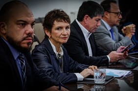 Con Fiscalía, PDI y Carabineros: gobierno convoca a reunión en La Moneda tras fatales balaceras en la RM