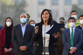 Ministra Siches descarta renuncia de su jefe de gabinete, Roberto Estay