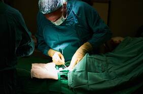 Agosto anota récord histórico: clínicas copan agendas de exámenes, cirugías y procedimientos