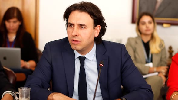 Mirosevic se baja de visita de Estado con Kast para votar contra acusación constitucional a Grau