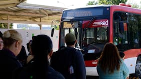 FNE descarta riesgos para la competencia en caso de una ampliación de los recorridos del sistema RED dentro del aeropuerto