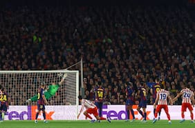 Atlético de Madrid asalta el Camp Nou: le gana al Barcelona y mira de cerca las semifinales de la Champions League