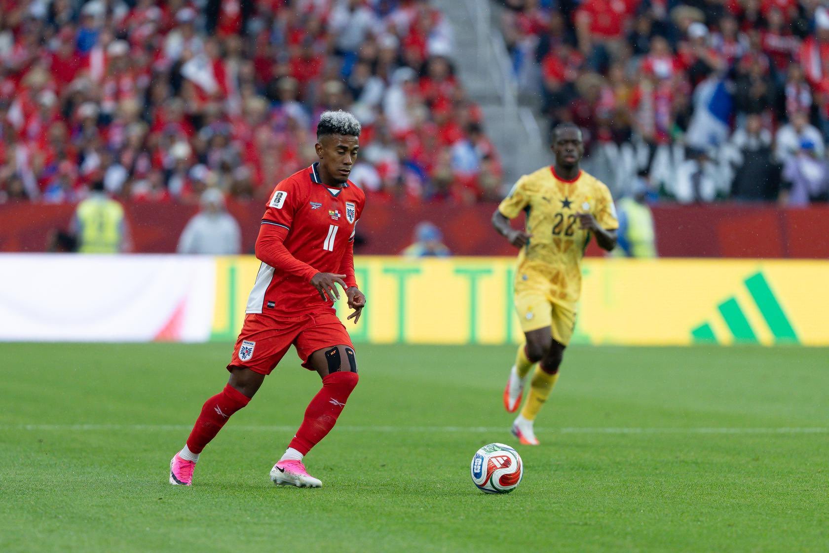 Sufre Cecilio Waterman: Panamá pierde en el tiempo agregado frente a Ghana en su debut en el Mundial