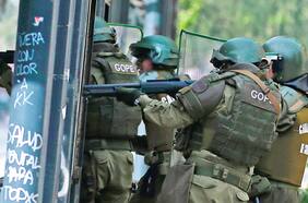 Corte confirma absolución de carabinero imputado de apremios ilegítimos por lesión ocular de camarógrafo en protesta