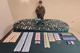 Detienen a sujeto que tenía 155 celulares y cigarrillos de contrabando en su domicilio en Independencia